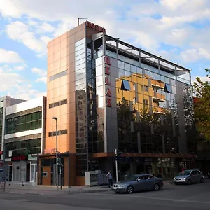 https://hotel-relax-tirana.hotels-in-tirana.com