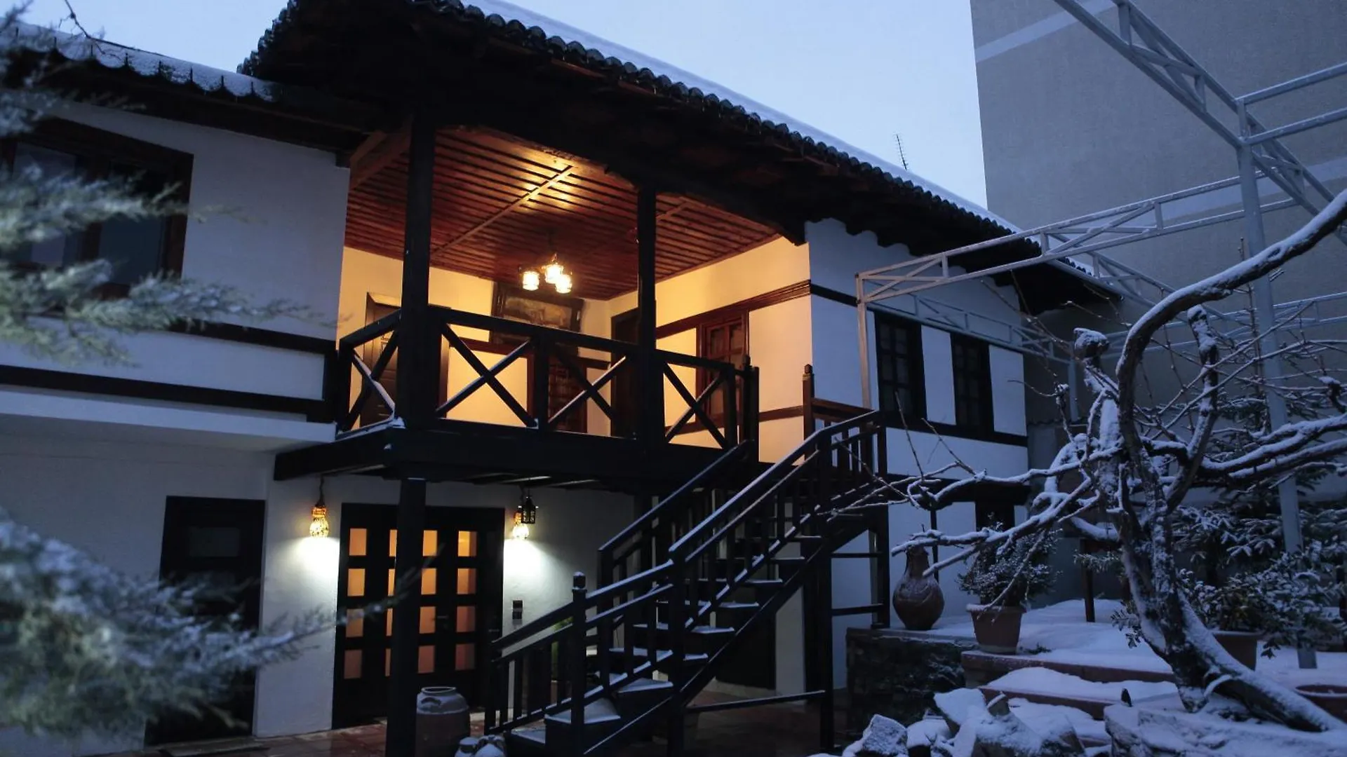Guest House Bujtina Leon Korce